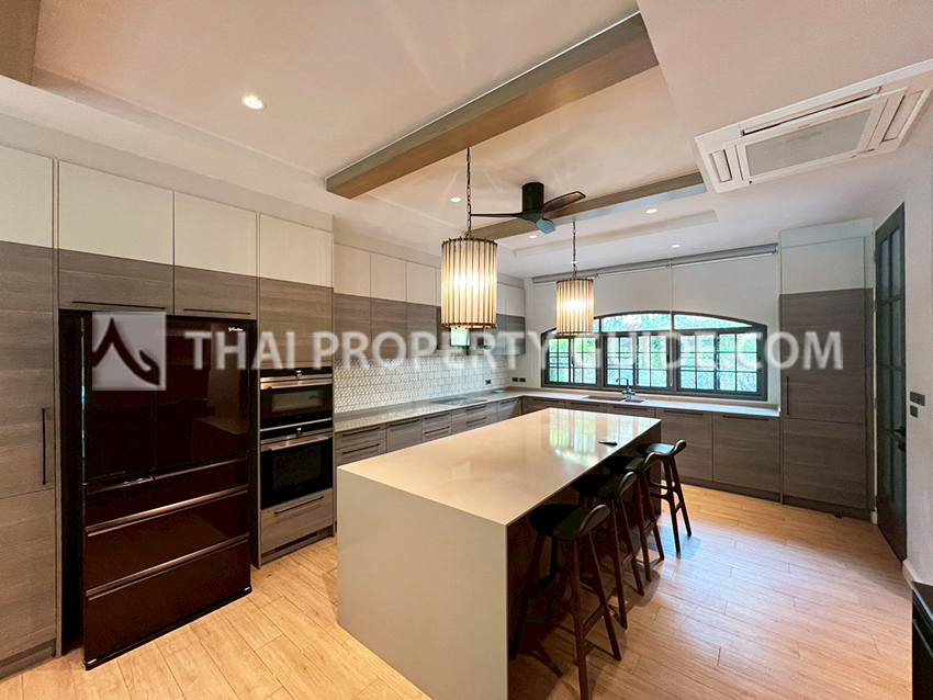 Townhouse in Sukhumvit 